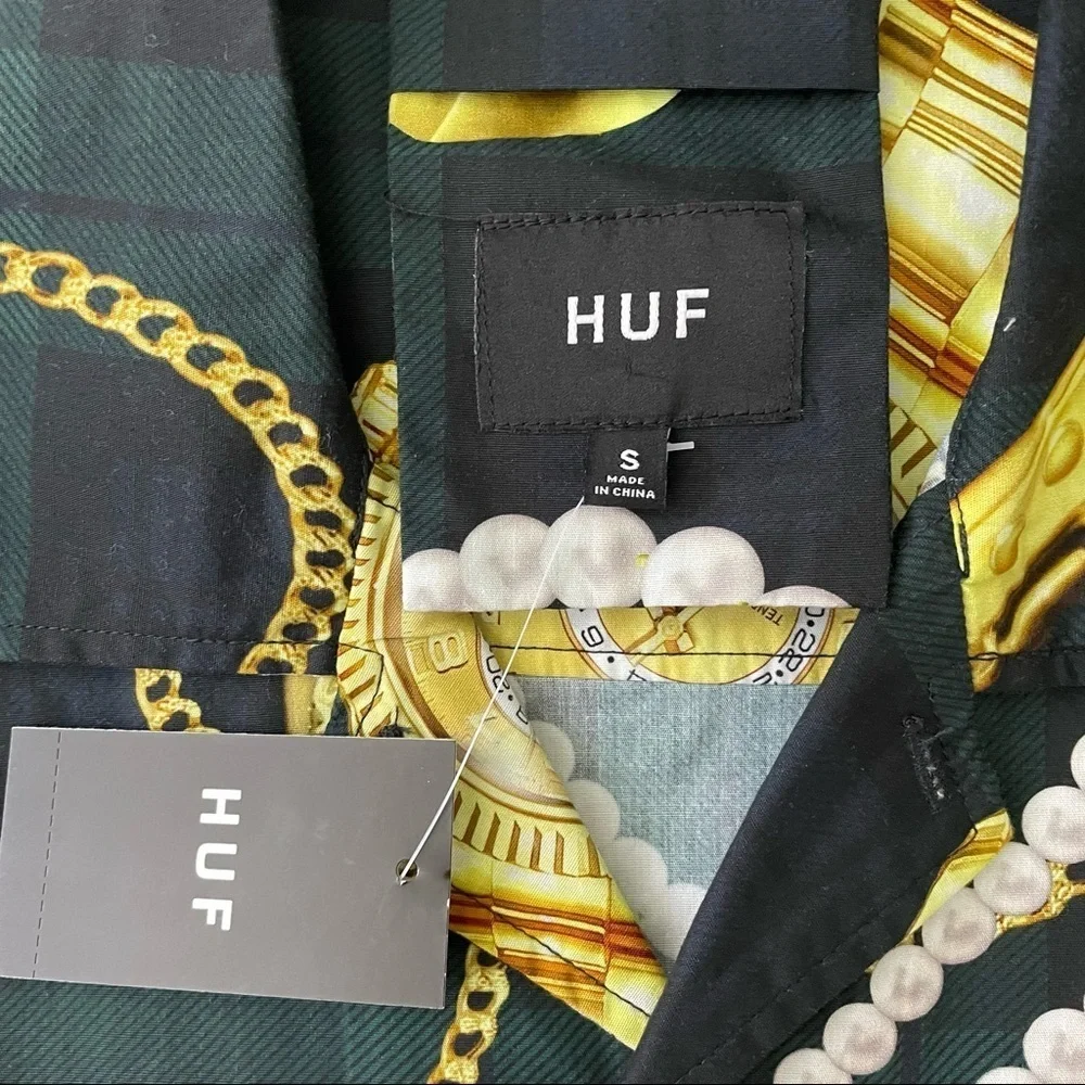 HUF Men’s Button Down Shirt Size S